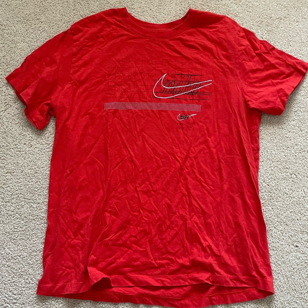 Nike T-shirt